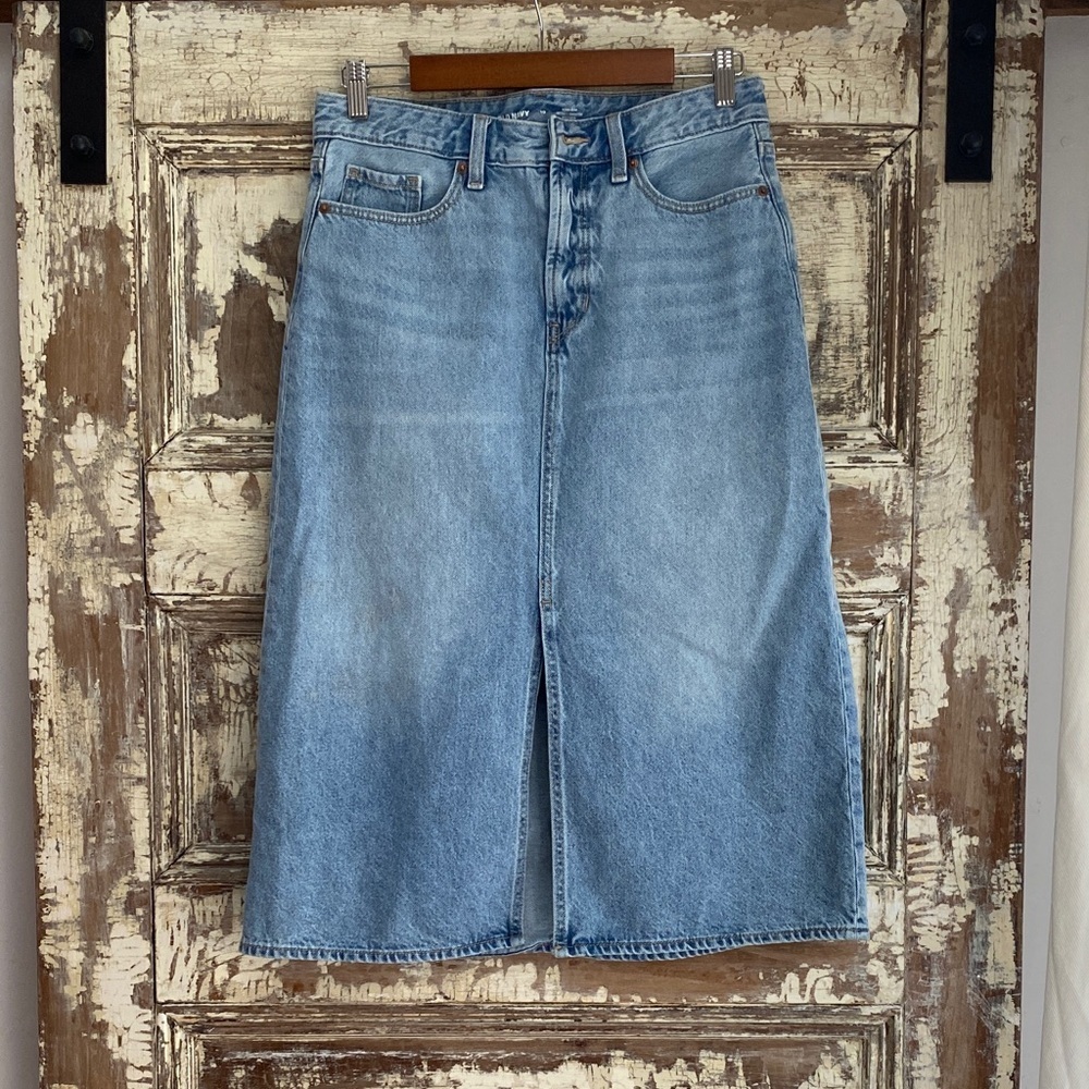 Old Navy Light Blue Wash Denim Midi Jean Skirt, Size 10